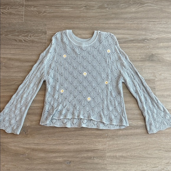 Light sweater - Picture 1 of 2